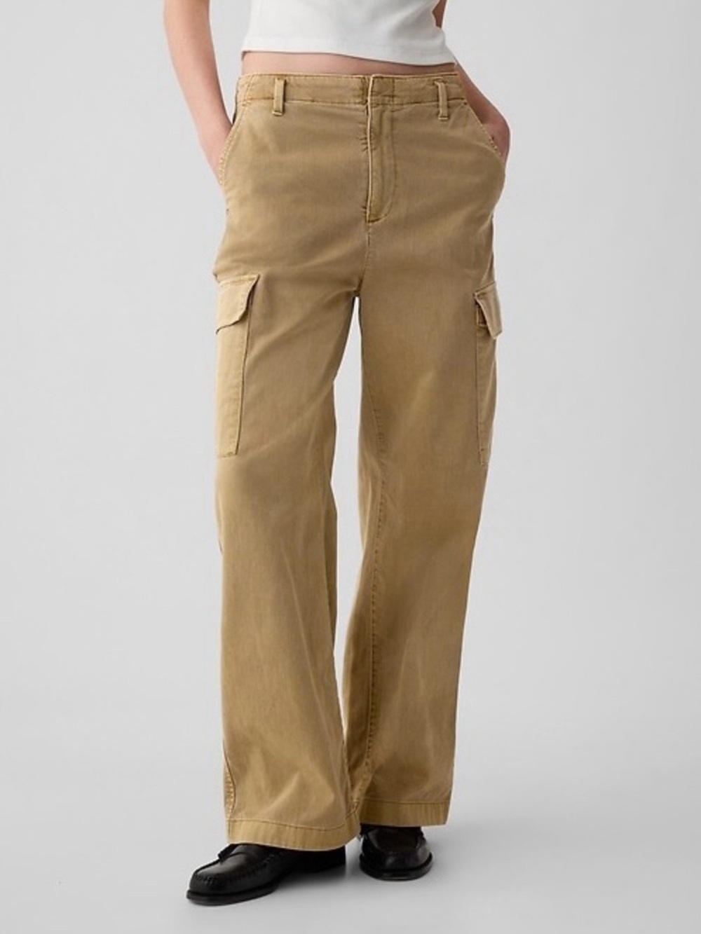 GAP Loose Khaki cargo pants